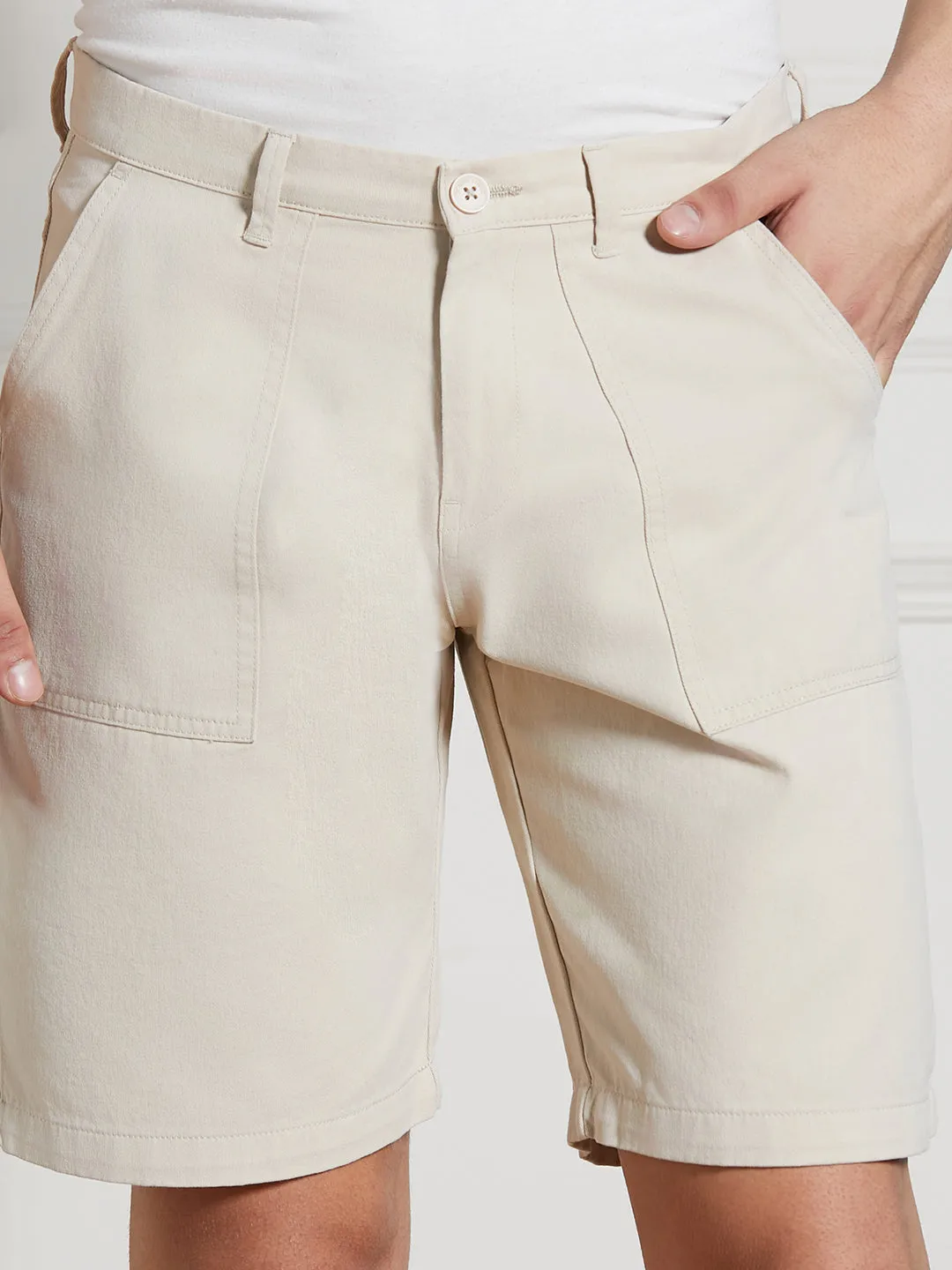 Men's Cream Solid Relaxed Fit Shorts