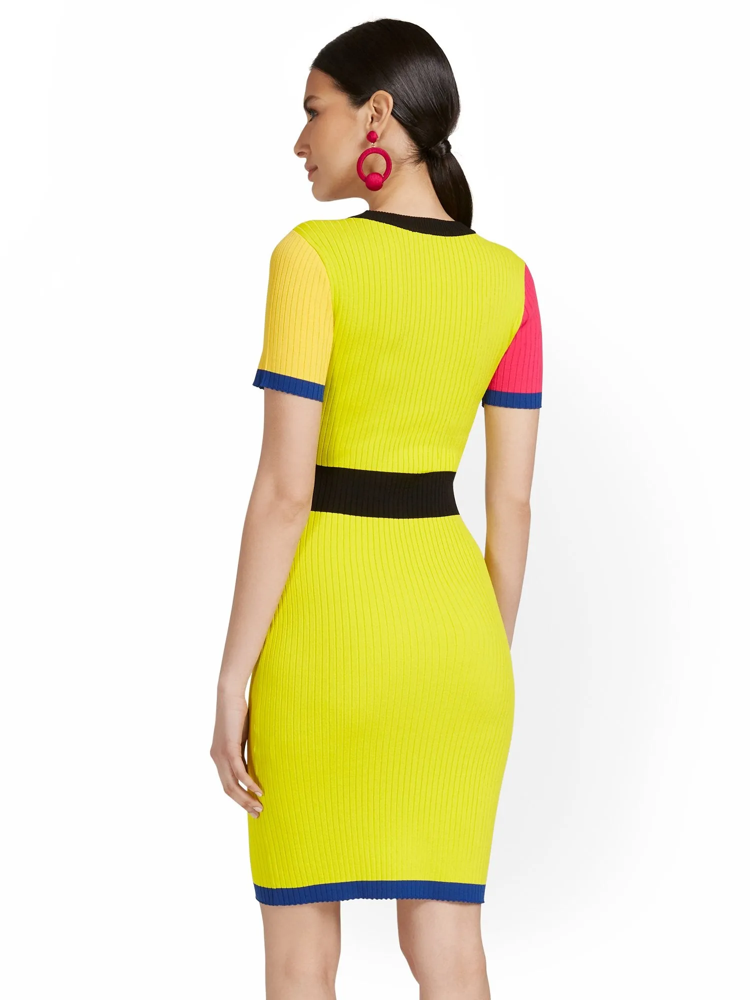 Short-Sleeve Colorblock Sweater Dress