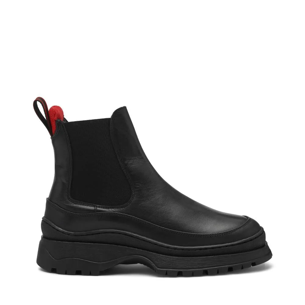 Trail Black Chelsea Boots