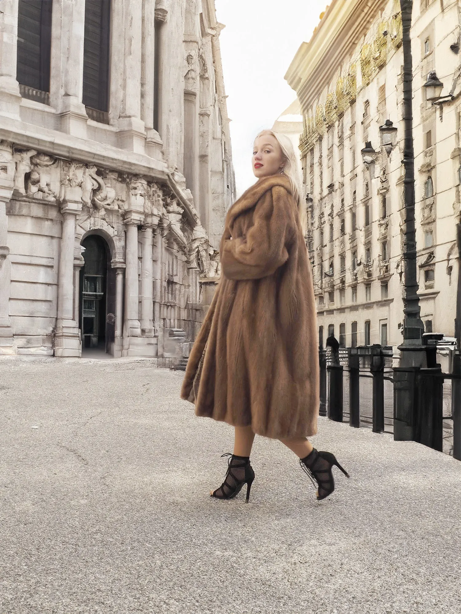 Vintage Pastel Canadian Brown Mink Fur Coat L/XL